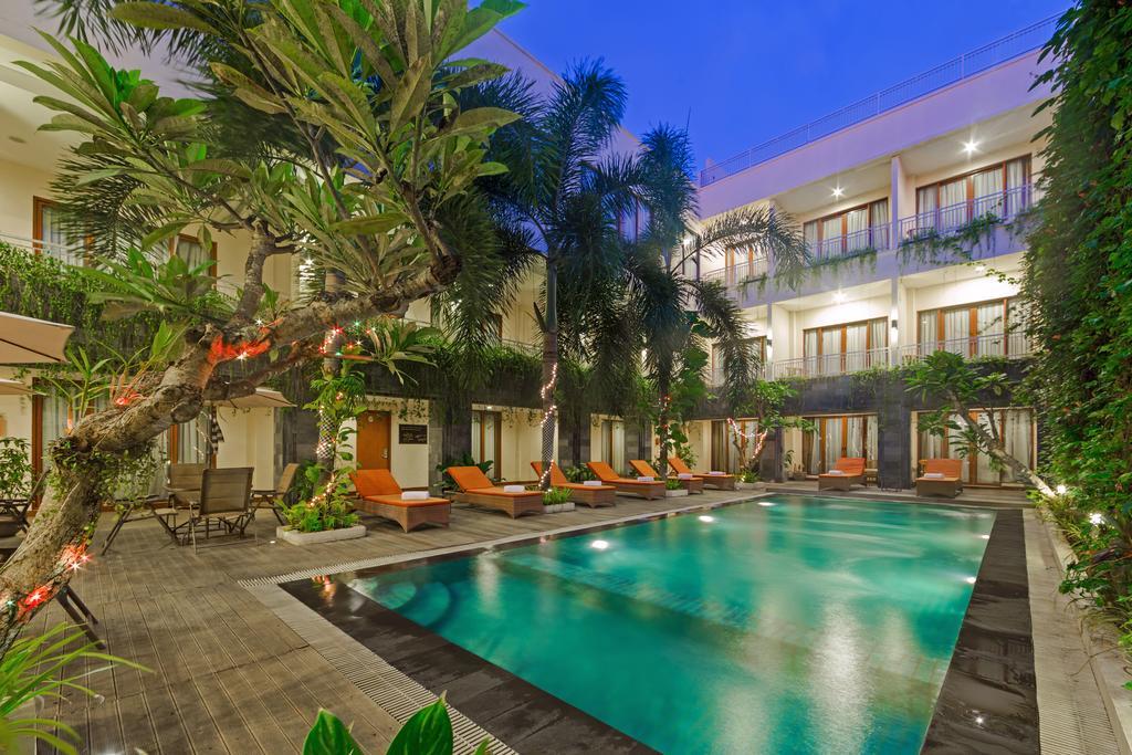 Vihan Suites Bali Kuta Lombok Exterior foto