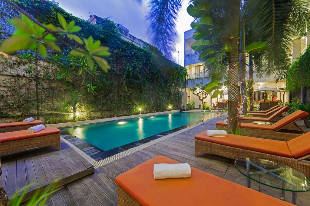 Vihan Suites Bali Kuta Lombok Exterior foto