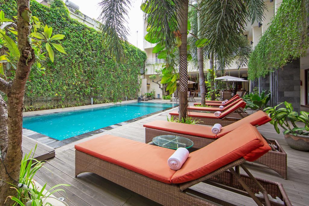 Vihan Suites Bali Kuta Lombok Exterior foto