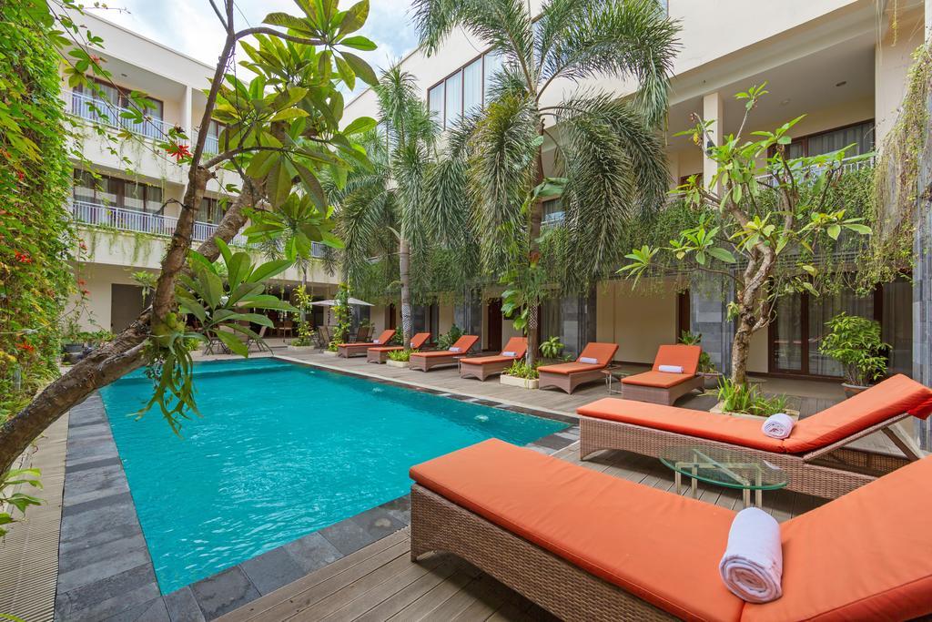 Vihan Suites Bali Kuta Lombok Exterior foto
