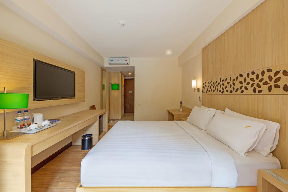 Vihan Suites Bali Kuta Lombok Exterior foto