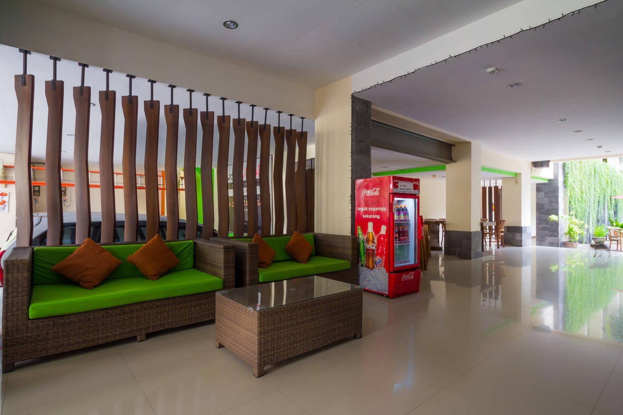Vihan Suites Bali Kuta Lombok Exterior foto